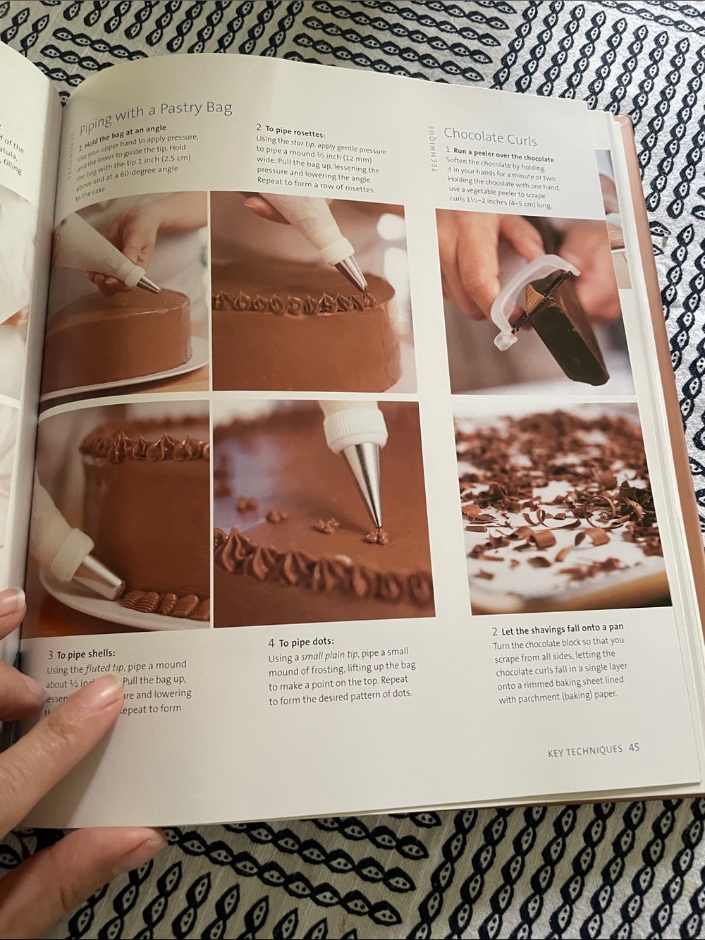 Williams-Sonoma Cakes Fillings & Frostings — Brown and Cream Cover - Picture 3 of 5